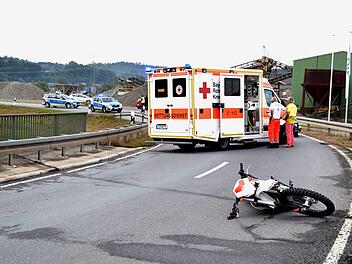 Bei einem schweren Unfall im Kreis Lichtenfels am Donnerstagnachmittag ist ein 16-j&auml;hriger Motorradfahrer ums Leben gekommen. Foto: Dieter Radziej