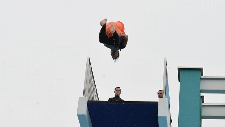 Wassertag beim Jugendfestival YouCo im Aquaria Freibad in CoburgFoto: Ronald Rinklef
