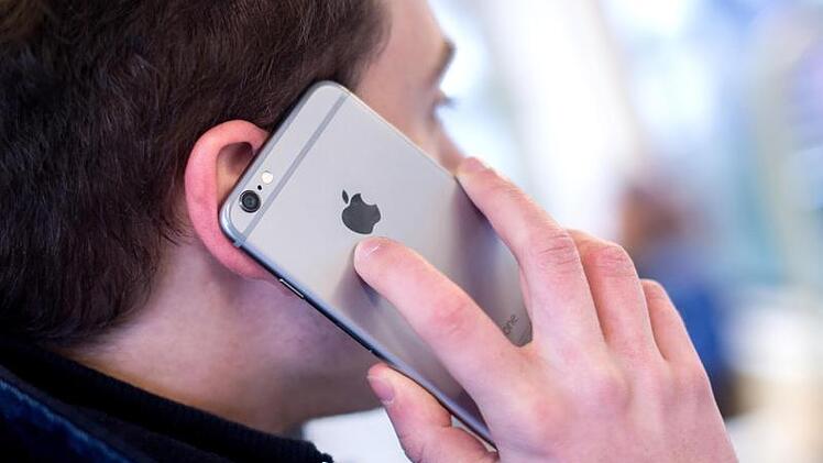 Ein Mann aus Ansbach erlaubte sich einen üblen Telefonscherz bei der Polizei.