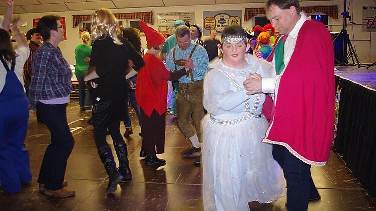 Wefa-Fasching in Neukenroth. Foto: Heike Schülein