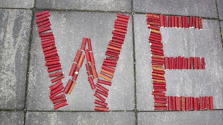 Filigran gelegt sind die einzelnen Buchstaben des Schriftzuges. Foto: Matthias Einwag