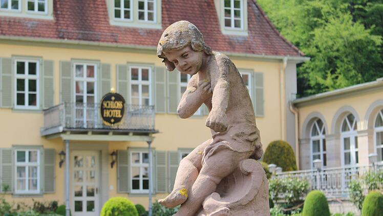 Im Schlosshotel Fürstenhof befinden sich künftig die Patientenzimmer. Foto: Julia Raab