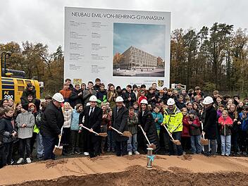 Spardorf: Spatenstich für Neubau des Emil-von-Behring-Gymnasiums