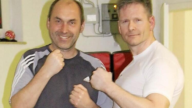 Ralf Dieter und Trainer Oliver Schmidt. Für alle, die sich nicht ganz sicher sind: Ralf Dieter steht links.  Foto: privat
