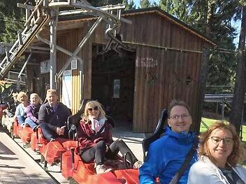 Ein Teil der Gruppe genoss die Fahrt auf der Sommerrodelbahn auf der Wasserkuppe. Foto: privat