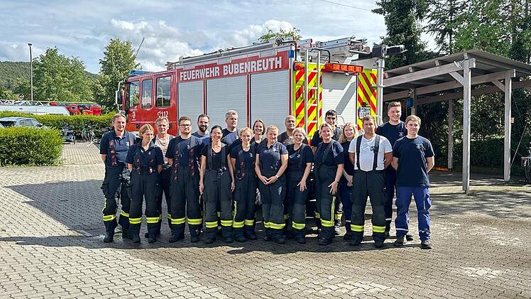 Bubenreuth: Quereinsteiger der Feuerwehr wurden gepr&uuml;ft - auch neue Maschinisten zeigten ihr K&ouml;nnen