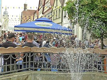 Spritzig und erfreulich friedlich verlief unter dem Strich das Eberner Altstadtfest, berichtet die Polizeiinspektion Ebern. Foto: Christian Licha