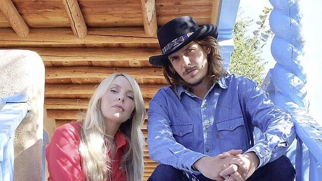 Das Duo Zervas und Pepper kommt mit Band nach Coburg.Foto: PR