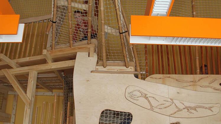 Unten gibt es Höhlen zum Verstecken, oben ist Raum zum Klettern.