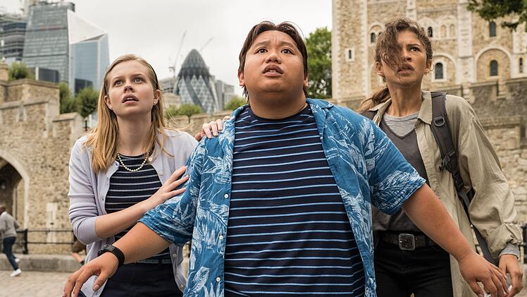 Peters bester Freund Ned (Jacob Batalon) und seine Mitsch&uuml;lerinnen Betty (Angourie Rice, links) und MJ (Zendaya) sind starr vor Angst.