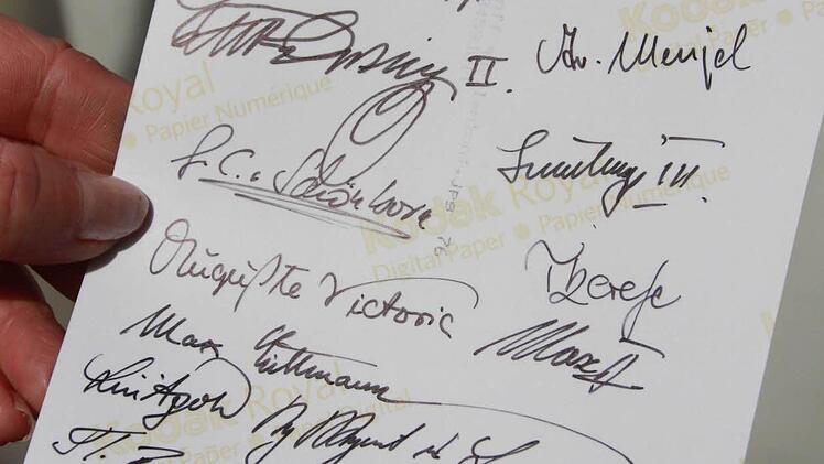 Autogrammstunde mit der historischen Persönlichkeiten im Kurpark Foto: Carmen Schmitt