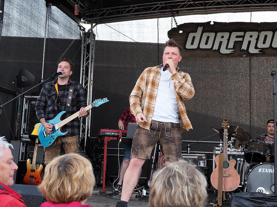 Tobias, Markus und Philipp Thomann zu Gast in Schwärzelbach
