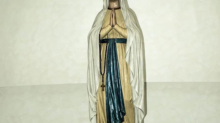 Blick in die neues Lourdes-Grotte von St. Augustin.Foto. Jochen Berger