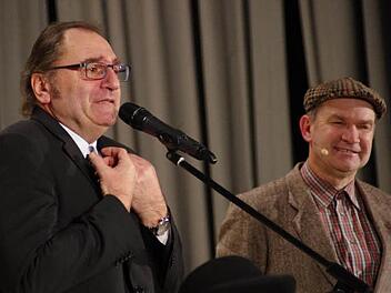Zwei Frankenversteher: Bernd Händel (l.) und Fredi Breunig im Bad Bockleter Kursaal. Foto: Klaus Werner