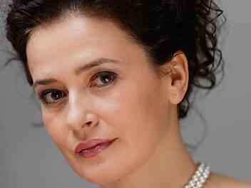 Simona Saturová