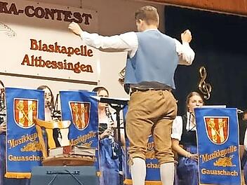 F&uuml;r das neue Jahr g&auml;be es bereits einige interessante Anfragen f&uuml;r Auftritte wie zum Beispiel beim Jubil&auml;umsfest des befreundeten Vereins in Altbessingen Anfang Juni.