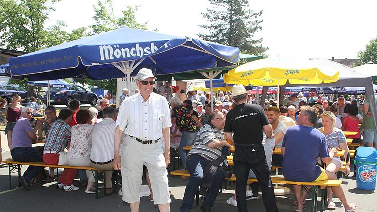 Herrliches Wetter, sommerliche Temperaturen und Feierlaune - der Dixie-Frühschoppen auf dem Gelände der Werkstatt für Menschen mit Behinderungen in Melkendorf verbuchte in diesem Jahr einen Rekordbesuch. Mehr als 1000 Menschen genossen Musik und gute Stimmung