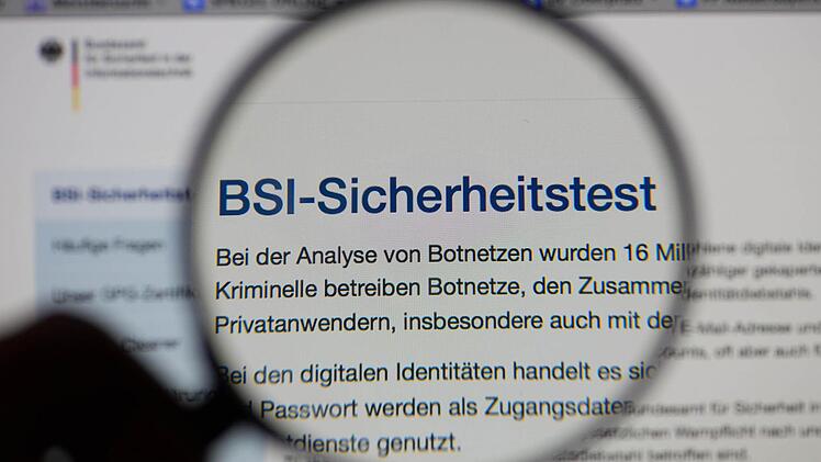 Mehrere Millionen Zugangsdaten für Online-Dienste sind gekapert worden.  Foto: Armin Weigel/dpa