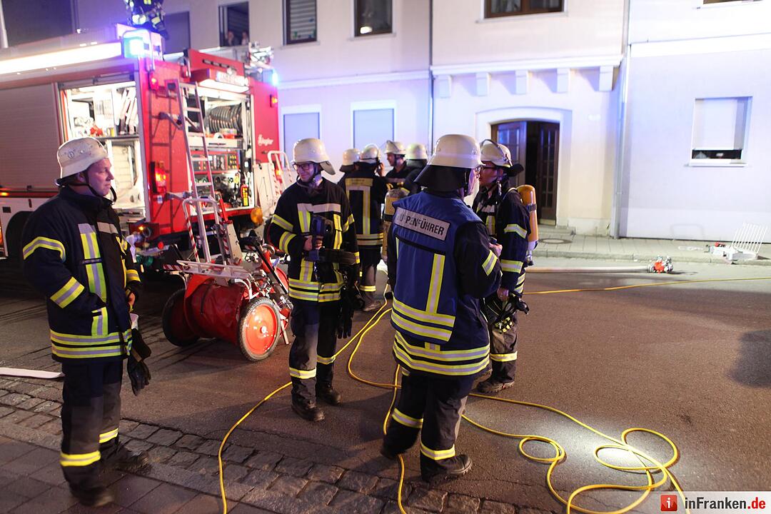 Ansbach: Explosion in Mehrfamilienhaus