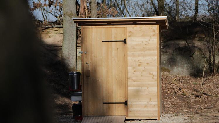 Das Toilettenhäuschen. Foto: Christian Bauriedel