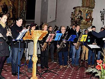Es ist eine liebgewonnene Tradition, dass die Blaskapelle ihre Mitglieder und alle Musikfreunde am zweiten Weihnachtsfeiertag mit ihrem Konzert erfreute.  Foto: Dieter Radziej