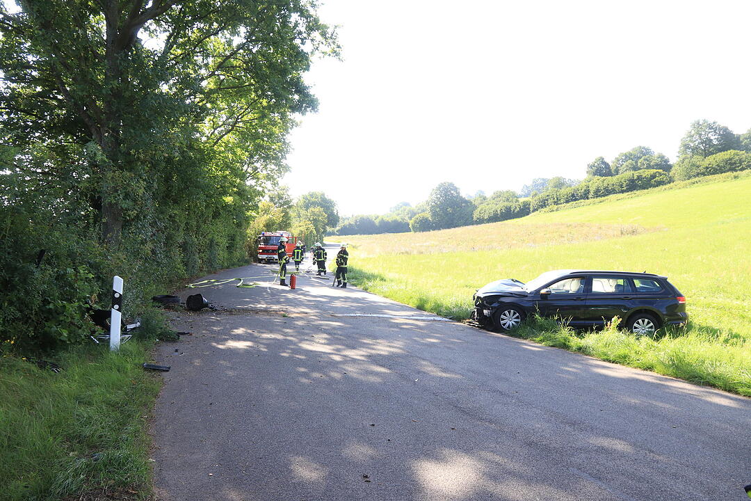 Kreis Bamberg: Minderjähriger prallt gegen Baum
