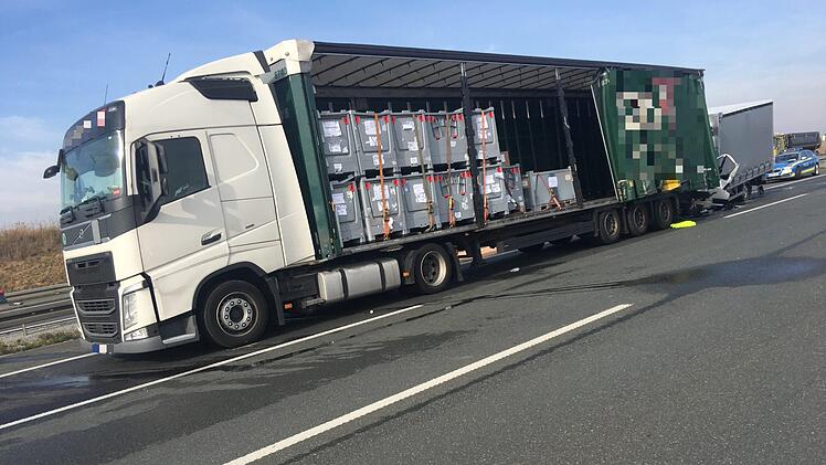 Ein Unfall mit t&ouml;dlichen Folgen hat sich am Dienstagnachmittag auf der A3 in Unterfranken ereignet. Foto: News5/H&ouml;nig