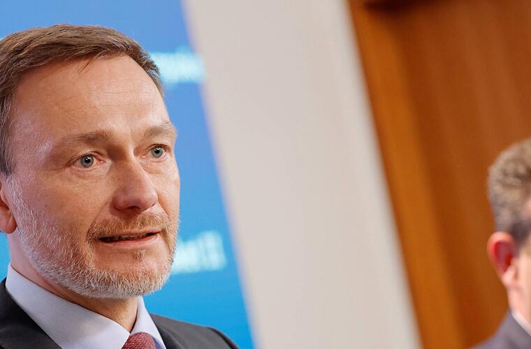 Nach Kritik An Rentene Vorstoß Wirtschaftsministerin Reiche Packt Aus Das Müssen Sie Jetzt Erfahren - 2t08eon