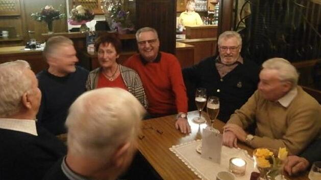 Der Stammtisch hatte Tradition.