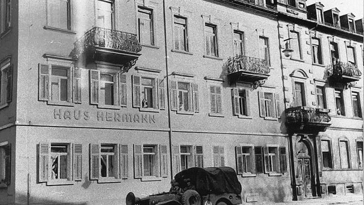 Amerikanischer Jeep am 8. April in der Kapellenstraße in Bad Kissingen. Foto: Archiv Saale Zeitung