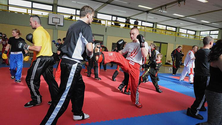 Beim Kampfsport-Training in Rannungen. Foto: Hopf
