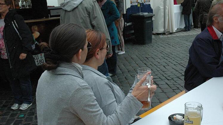 Sauerbraten war aus - die beiden Besucherinnen gingen schließlich ins nächste Wirtshaus.Foto: Edwin Meißinger
