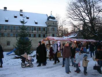 Dieses Jahr kostet der Mitwitzer Weihnachtsmarkt einen Euro Eintritt.  Foto: FT-Archiv