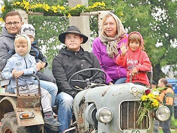 Das Bulldog-Oldtimertreffen ist etwas für die ganze Familie.  Fotos: Thomas Weichert