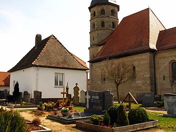 Der Poxdorfer Friedhof wird sein Gesicht verändern.Dagmar Niemann