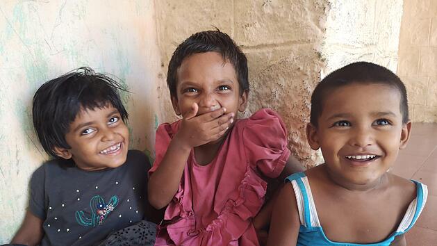 Wohlbehütet-sein und unbeschwertes Lachen der Heimkinder - darauf hoffen Hemalata Edwards und die Sponsorenfamilie aus Deutschland nach dem Ende der Covid-Pandemie. Foto: privat