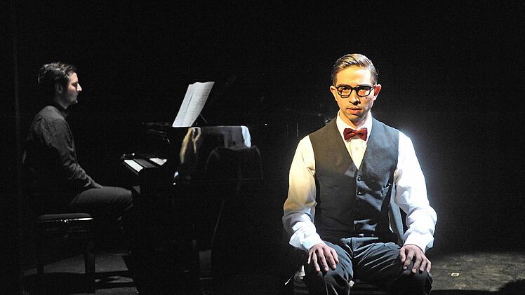 Coburger Erstaufführung von Stephen Dolginoffs "Thrill" in der Reithalle.Foto: Andrea Kremper