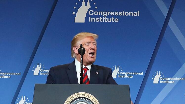 Baltimore: Donald Trump, Präsident der USA, spricht beim «House Republican Conference Member Retreat Dinner 2019» in Baltimore.Foto: Carolyn Kaster/AP/dpa