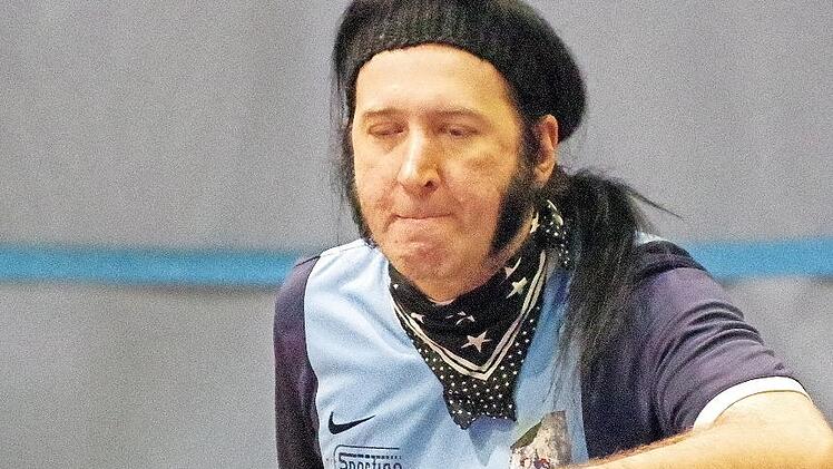 Mit je einem Einzelsieg war Oliver Grambs vom Bezirksoberliga-Spitzenreiter TTC Rödental an den klaren Erfolgen gegen Schesslitz und in Küps beteiligt.