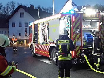 Die Feuerwehren hatten den Brand schnell unter Kontrolle.  Foto: Rolf Pralle