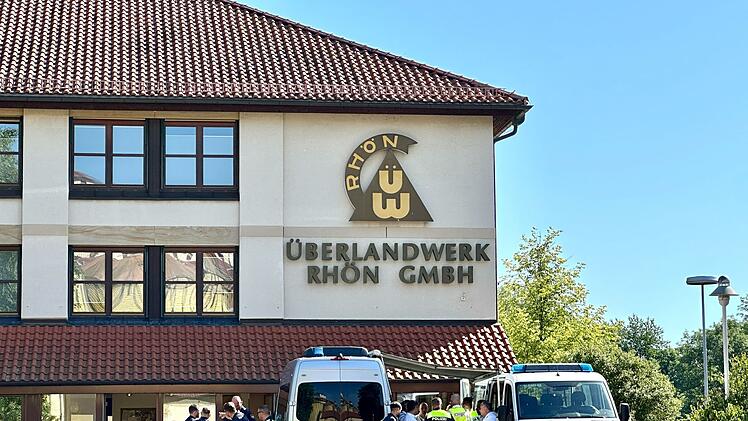 Mellrichstadt - Mann sticht auf Firmenmitarbeiter ein