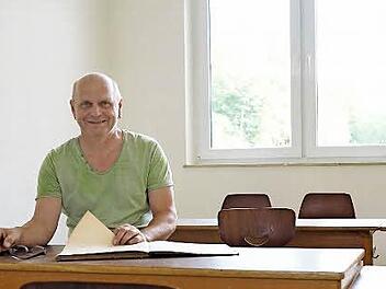 Bernhard Gößmann-Schmitt gehört zu einem der ersten Jahrgänge, die im Neubau in Ramsthal lernten. Foto: Arkadius Guzy