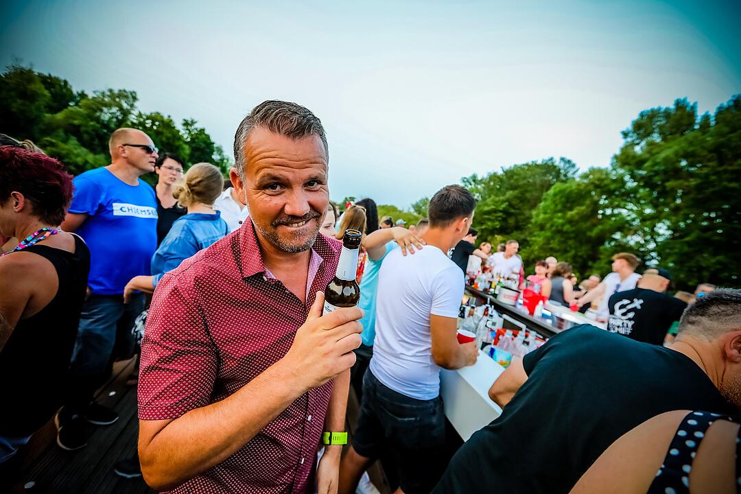 Endlich wieder uferlos feiern!