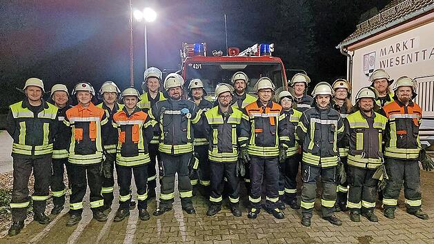 Motiviert und gut ausgebildet bestanden die Feuerwehrleute die Pr&uuml;fungen.