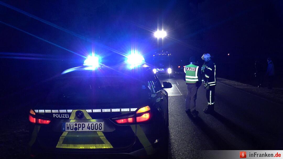 Tödlicher Unfall im Kreis Rhön-Grabfeld: 76-Jähriger Fußgänger von Auto erfasst