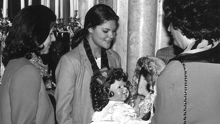 Königin Sylivia und Kronprinzessin Victoria von Schweden  zu Besuch in Coburg im Oktober 1995.Foto: Klaus Wöhner