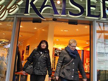 Mit der Familie Borst hat das Café Kaiser einen neuen Pächter.  Foto: Thomas Mäuser