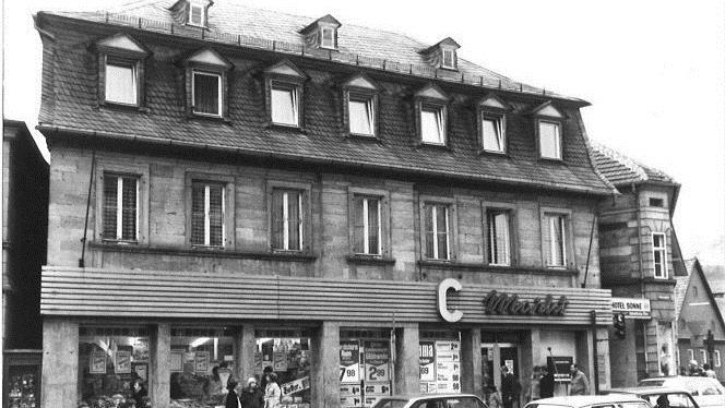 Auf dem Kronacher Marienplatz konnten Kunden im "C Markt" einkaufen. Foto: Stadtarchiv Kronach