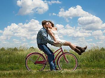 Das ewige Glück zu zweit? Viele Paare plagen Ängste - dabei sind gerade frisch Verliebte besonders ängstlich. Symbolbild: pixabay