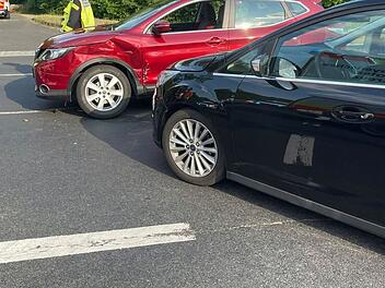 N&uuml;dlingen: Paar sucht nach Unfall seine Helfer - "es gibt sie doch noch!"